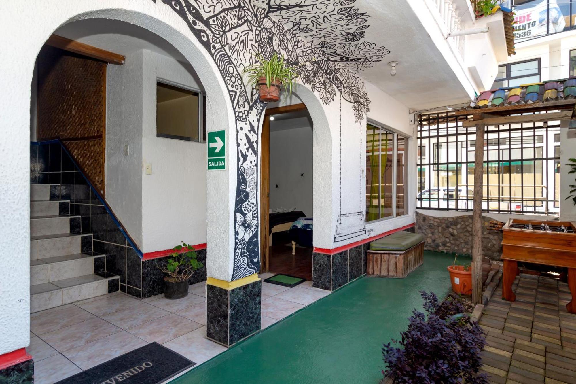 Santa Cruz Backpackers Hostal 바뇨스 외부 사진